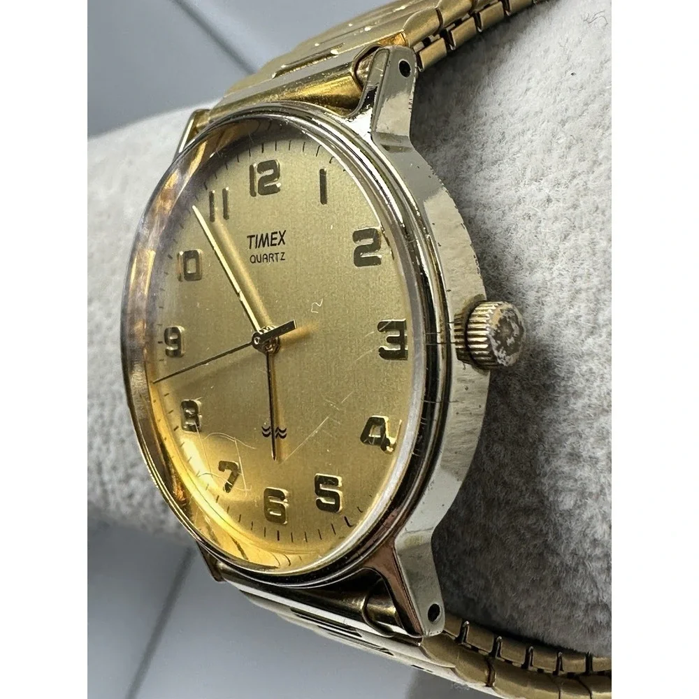Timex Mens Watch‎ CC 1995 New Battery 32MM 6.75